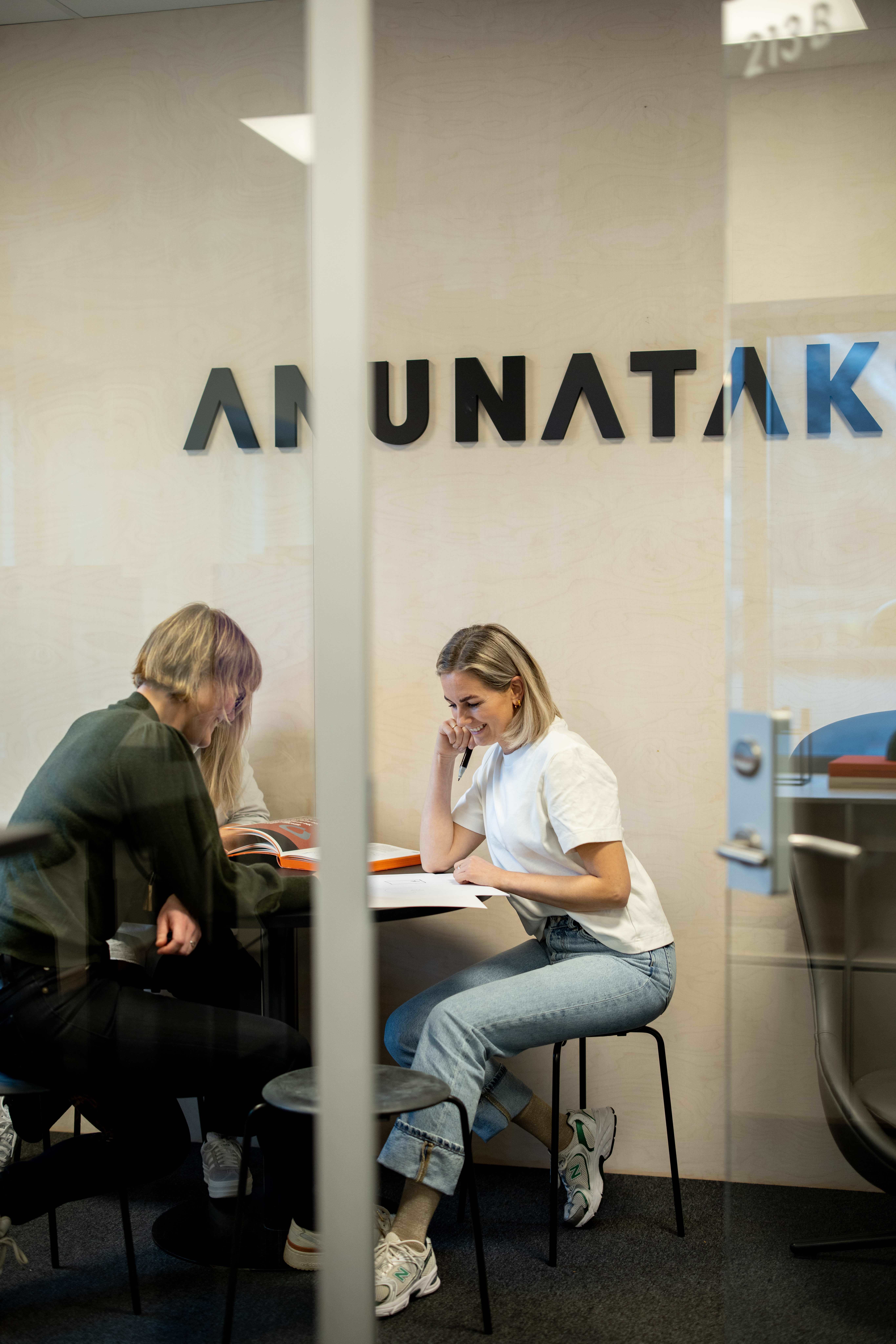 0213 anunatak tonemolnes 2023 4 O4 A2071