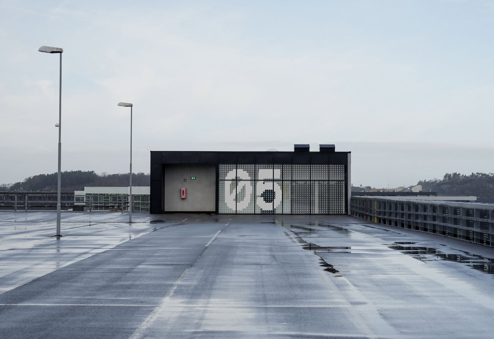 03 station