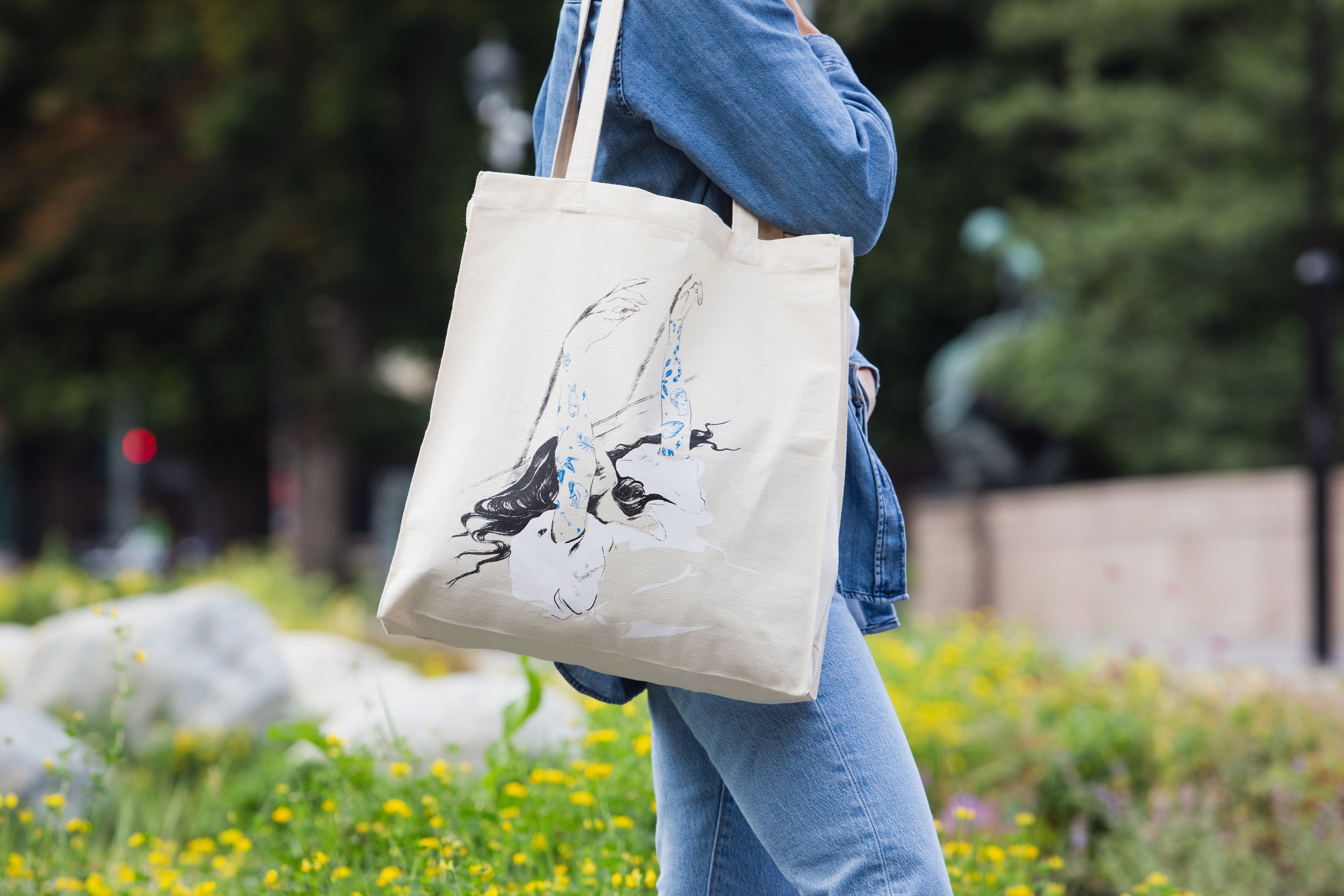 2 Esra Røise Tote bag ii