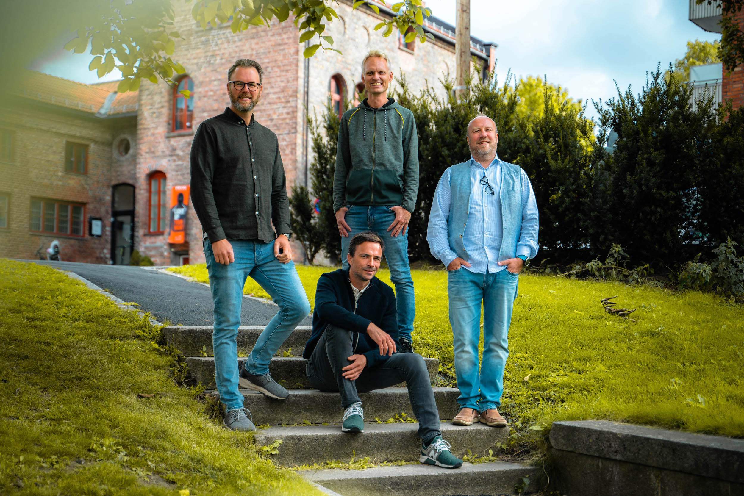 Både Ogx