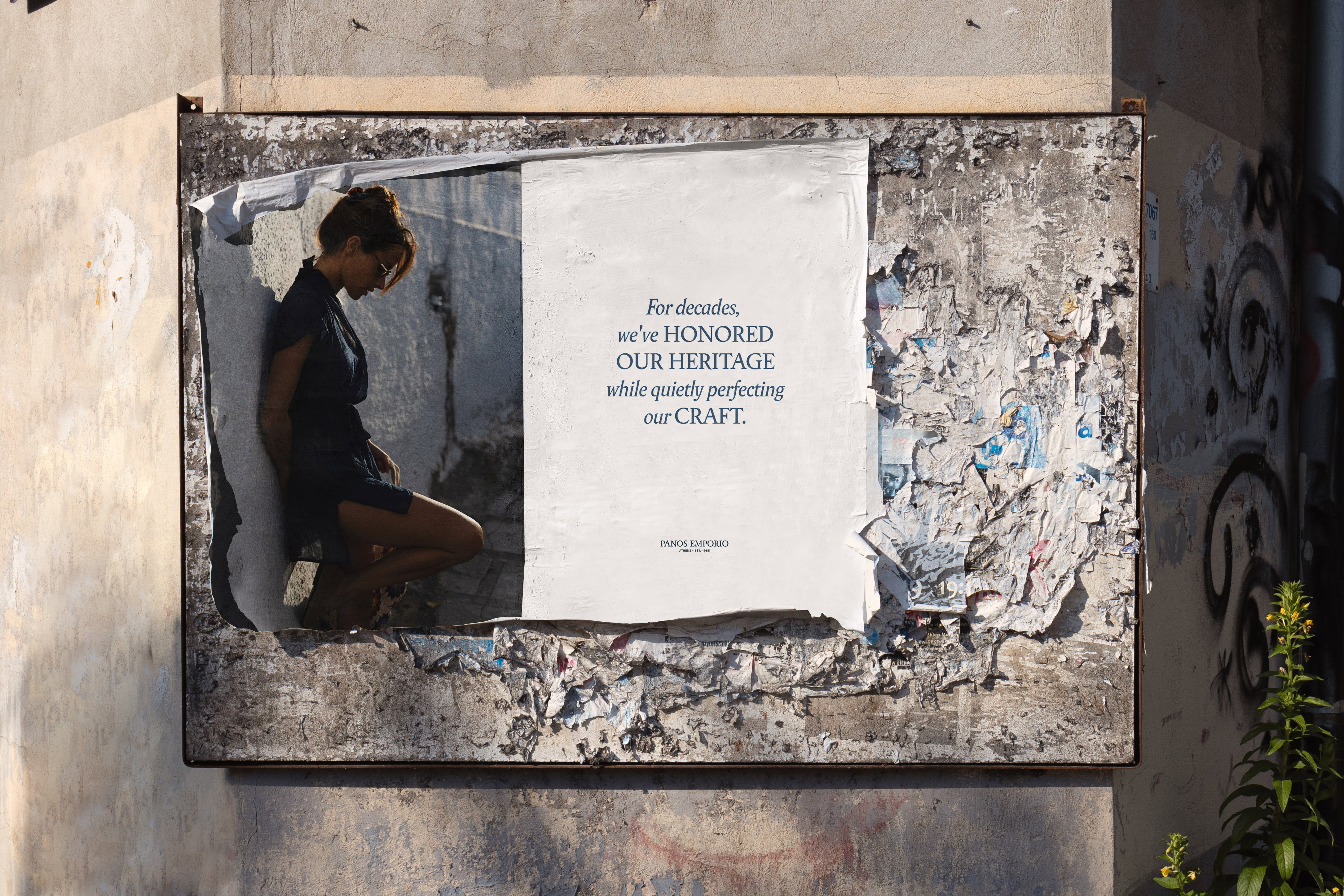 Free Poster Mockup pe