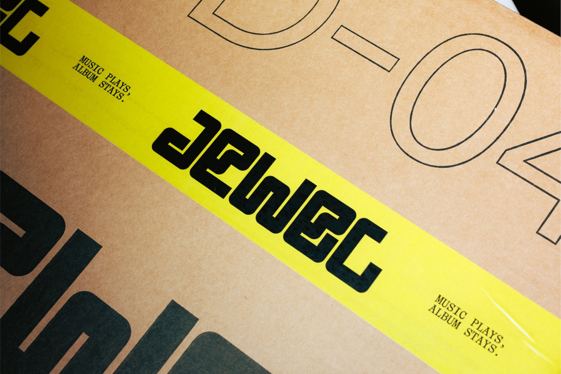 Jewel 31 Packaging