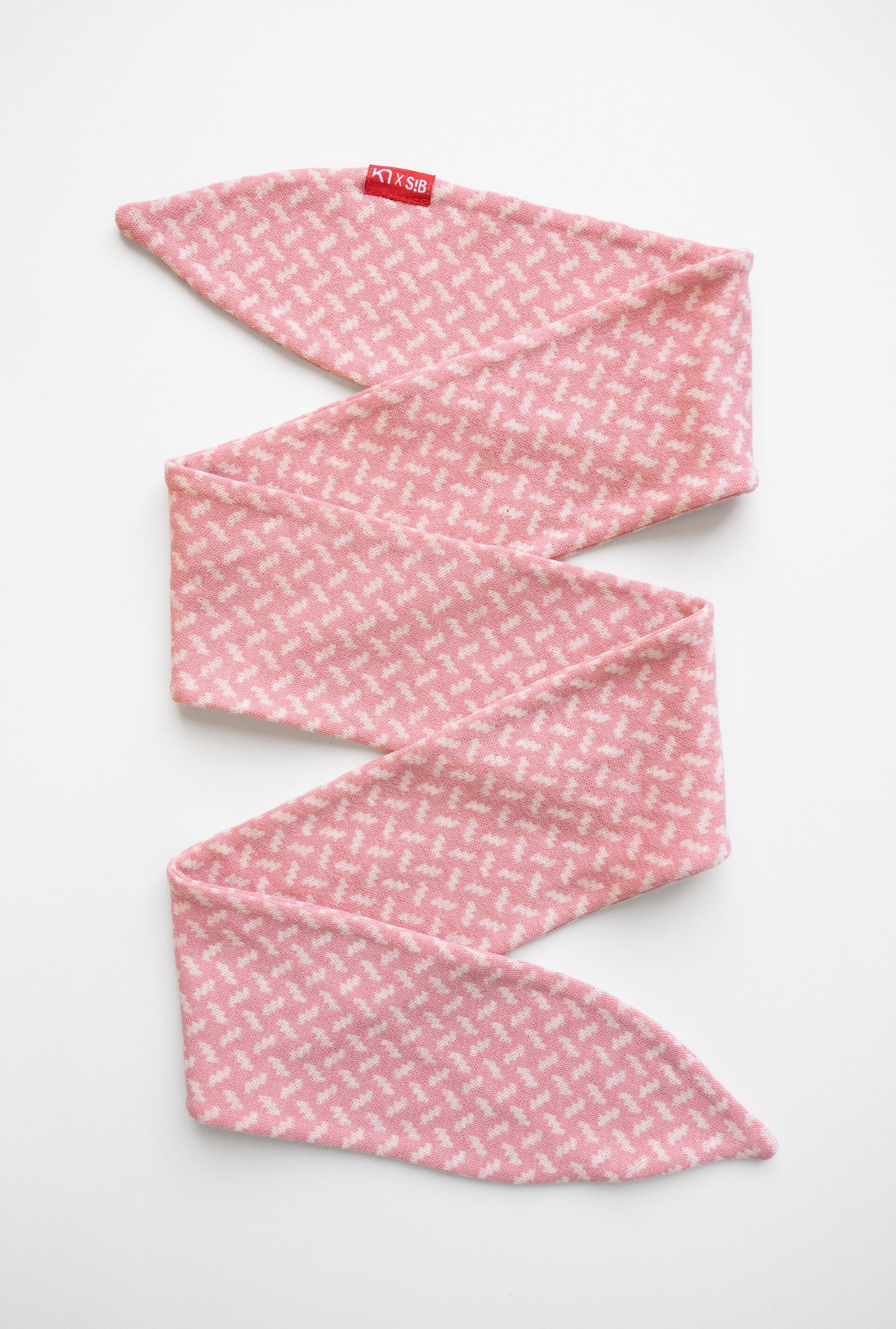 Kari Traa Sisters in Business skjerf Lotus Product 3 399 NOK