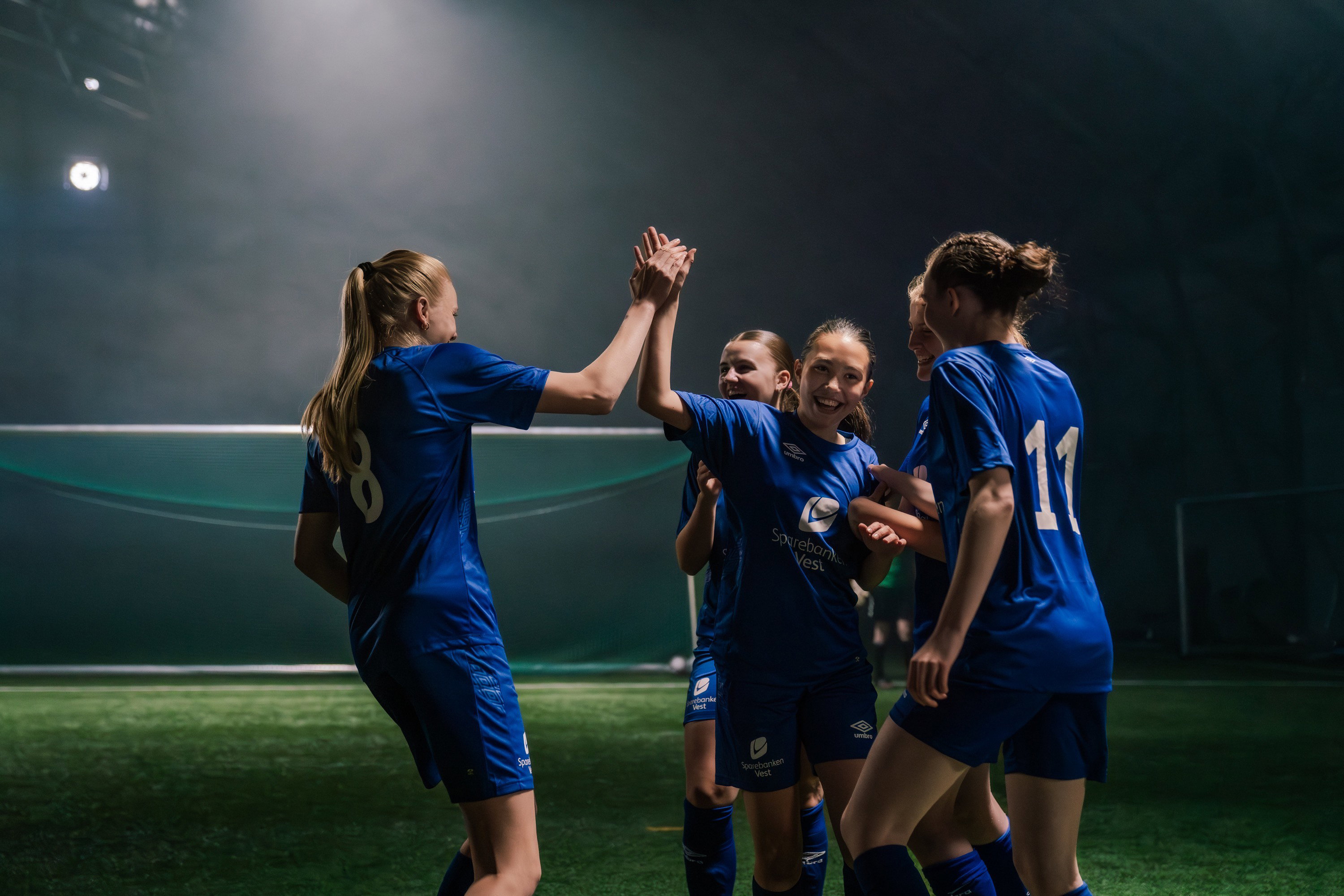 Sparebanken Vest Jentefotball Foto Veronika Stuksrud 011 Forbedret NR web